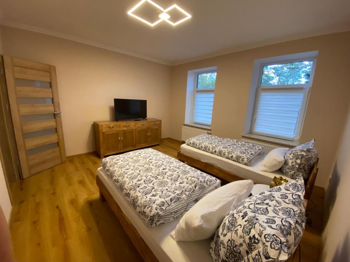 2 Raum Apartment Mit Terrasse, Hell Und Stilvoll 博尔纳 外观 照片