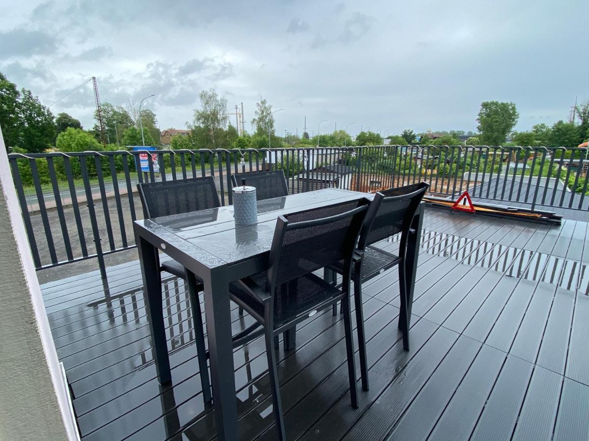 2 Raum Apartment Mit Terrasse, Hell Und Stilvoll 博尔纳 外观 照片